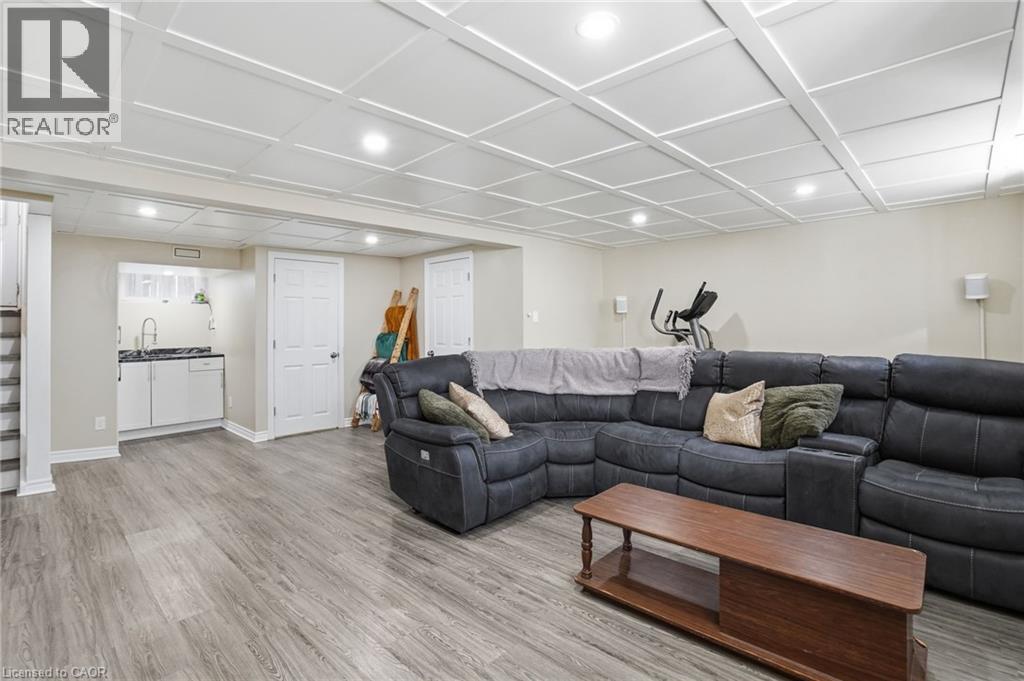 7 Rapallo Drive, Hamilton, ON - Indoor