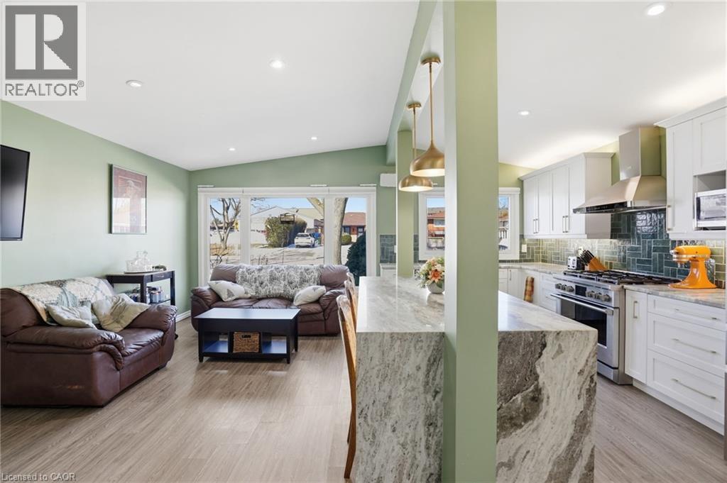 7 Rapallo Drive, Hamilton, ON - Indoor