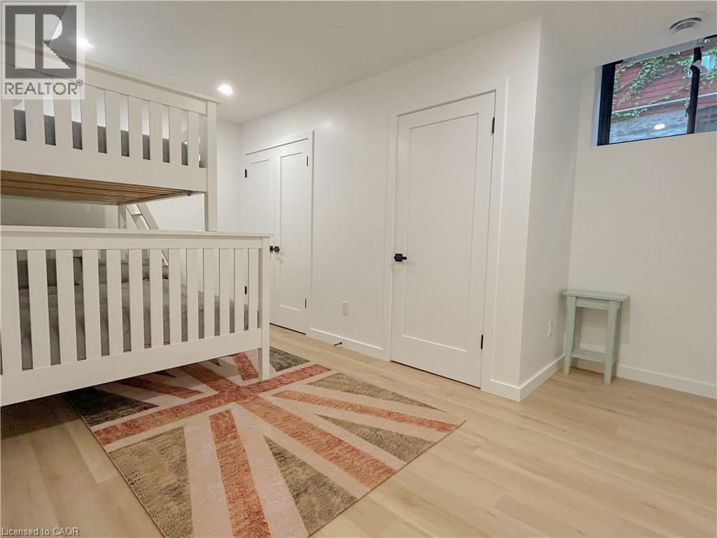 77 Melbourne Street, Hamilton, ON - Indoor Photo Showing Other Room