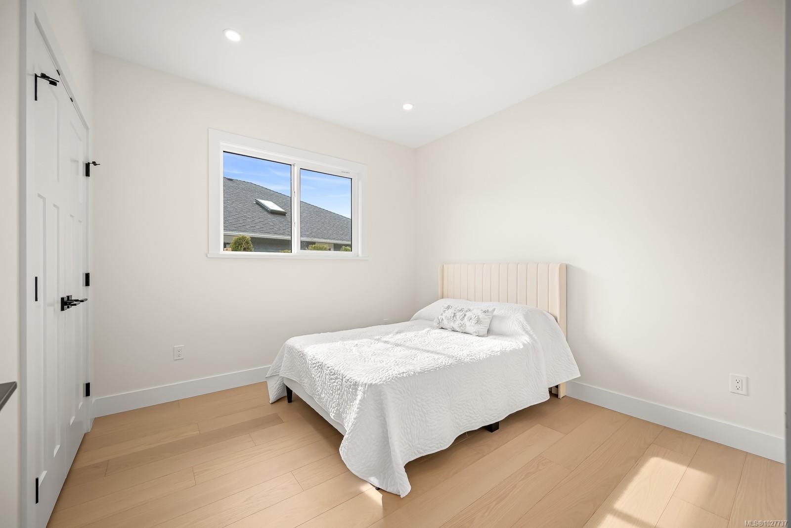 2-865 Grumman Pl, Comox, BC