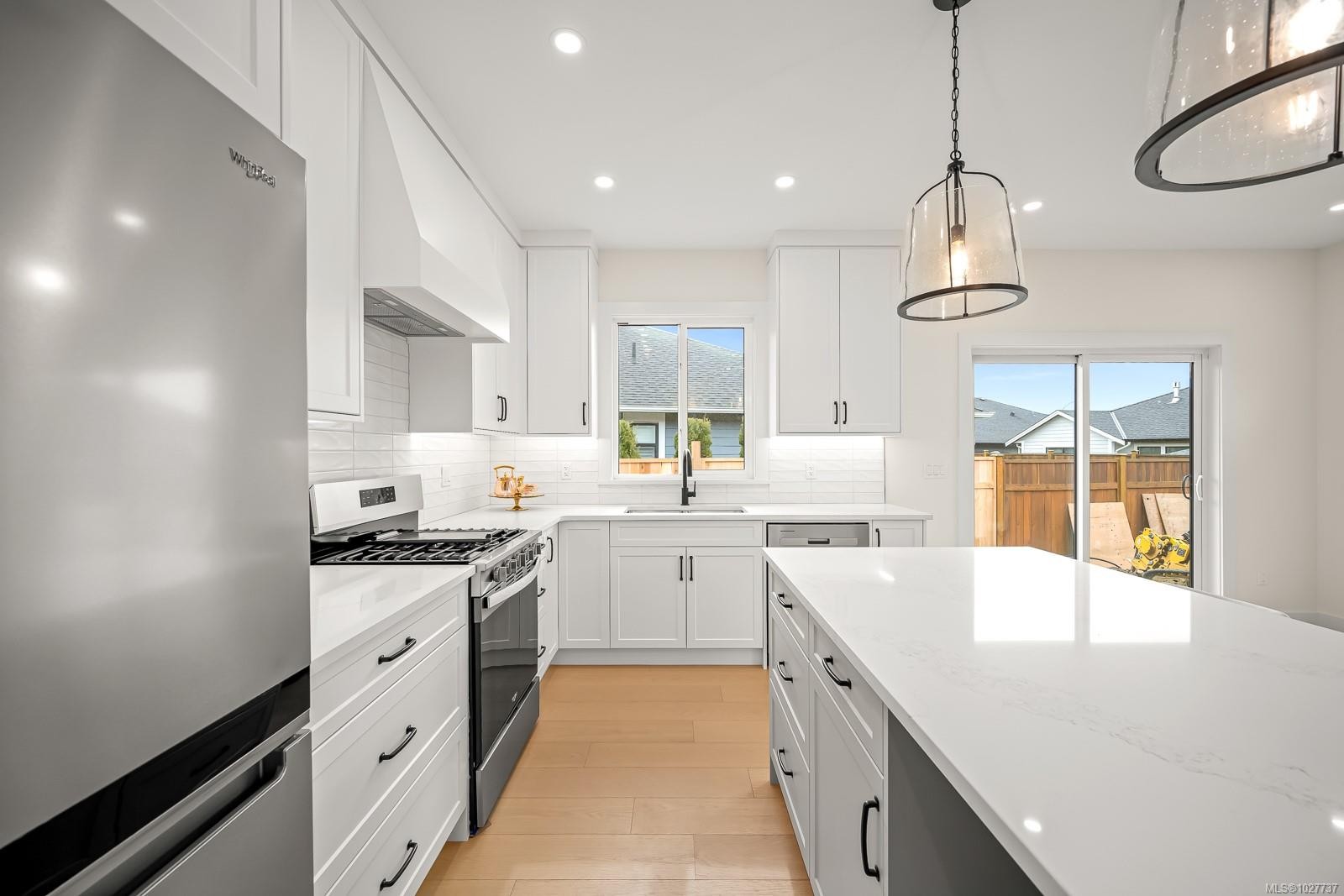 2-865 Grumman Pl, Comox, BC