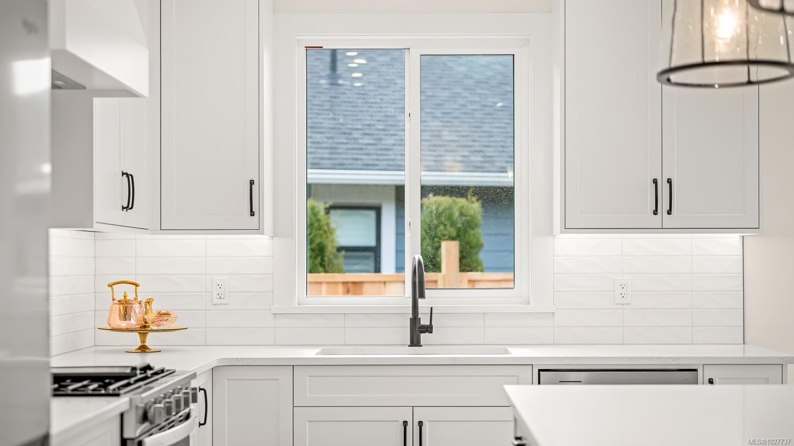 2-865 Grumman Pl, Comox, BC