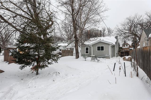 690 Rosedale Ave, Winnipeg, MB