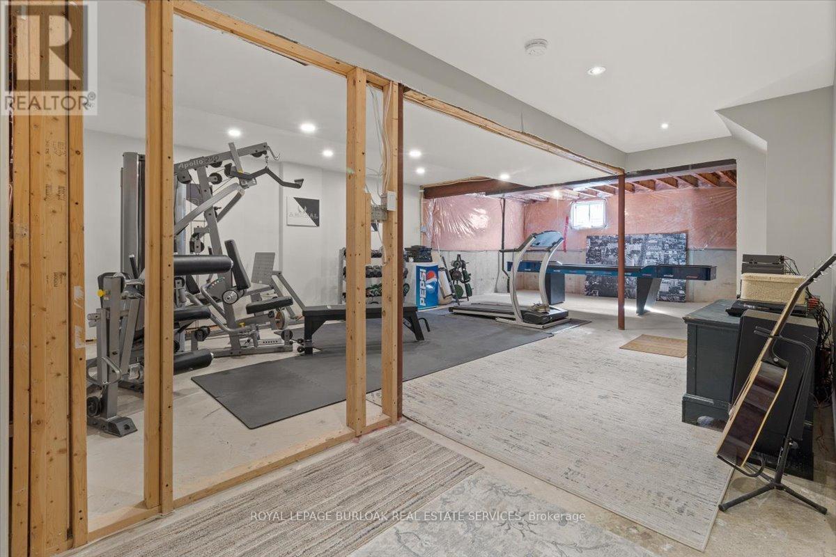 4263 Millcroft Park Drive, Burlington, ON - Indoor Photo Showing Gym Room