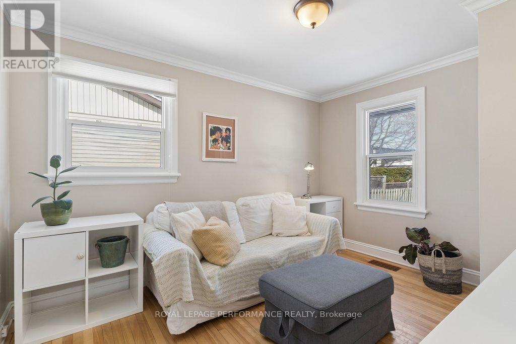 309 Glynn Avenue, Ottawa, ON - Indoor