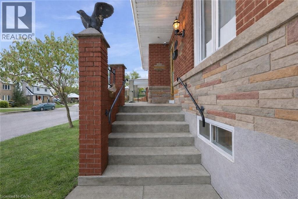 314 Hawkridge Avenue, Hamilton, ON - Outdoor