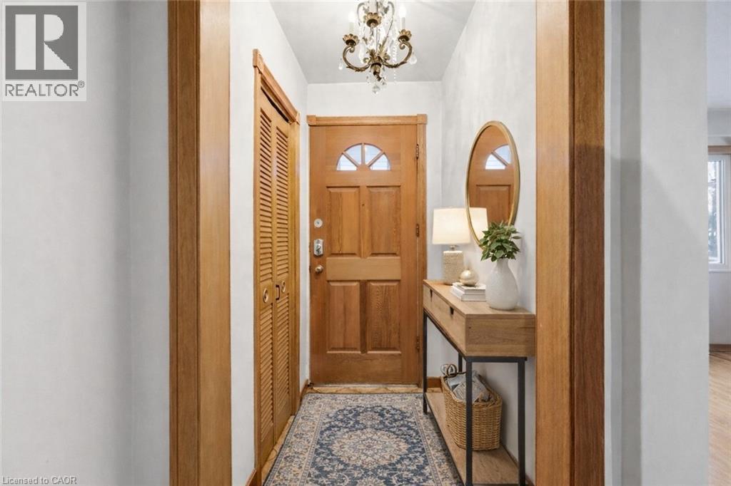 314 Hawkridge Avenue, Hamilton, ON - Indoor Photo Showing Other Room