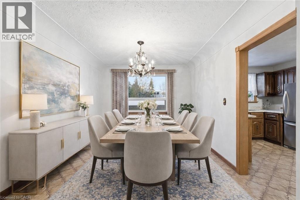virtually staged - 314 Hawkridge Avenue, Hamilton, ON - Indoor Photo Showing Dining Room