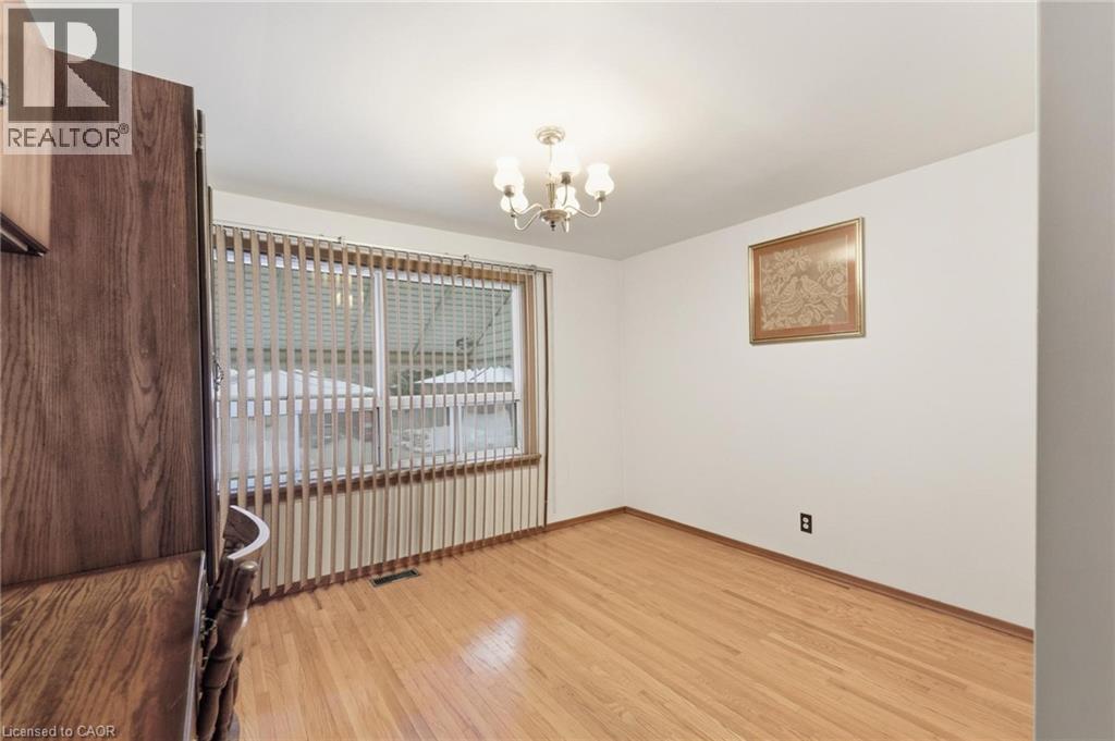 314 Hawkridge Avenue, Hamilton, ON - Indoor Photo Showing Other Room