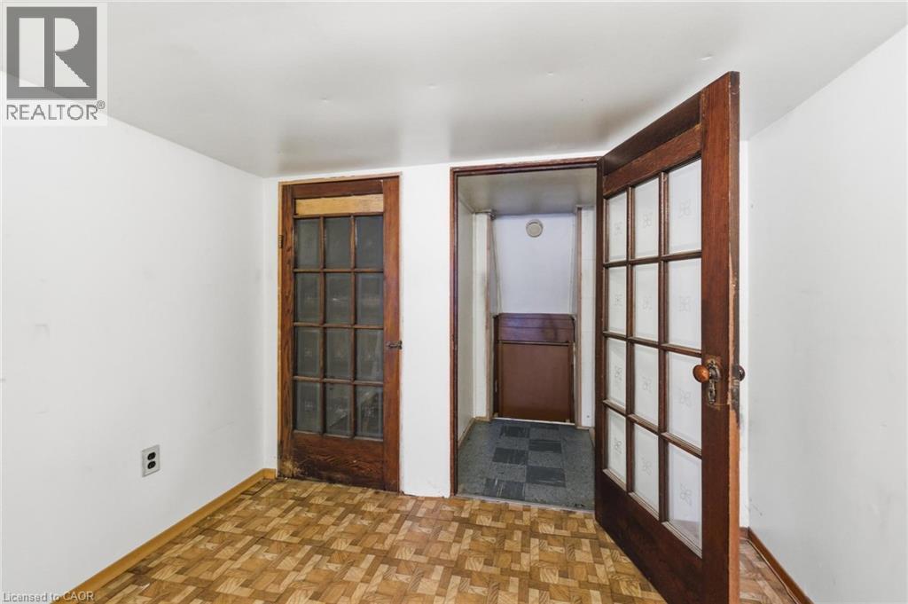 314 Hawkridge Avenue, Hamilton, ON - Indoor Photo Showing Other Room