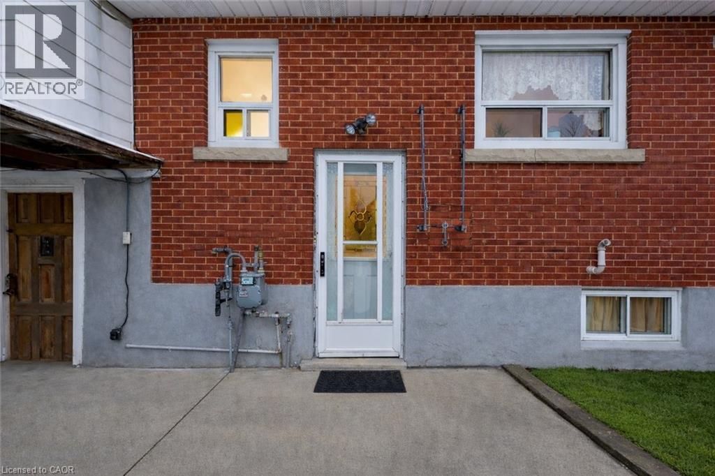 314 Hawkridge Avenue, Hamilton, ON - Outdoor With Exterior