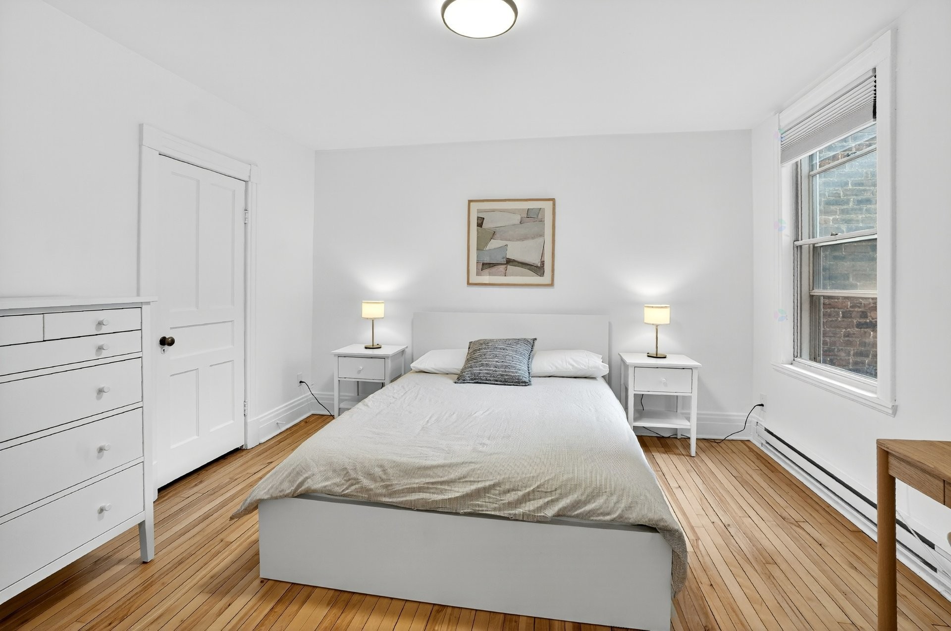 Chambre à coucher - 5338 Rue St-Denis, Montréal (Le Plateau-Mont-Royal), QC - Indoor Photo Showing Bedroom