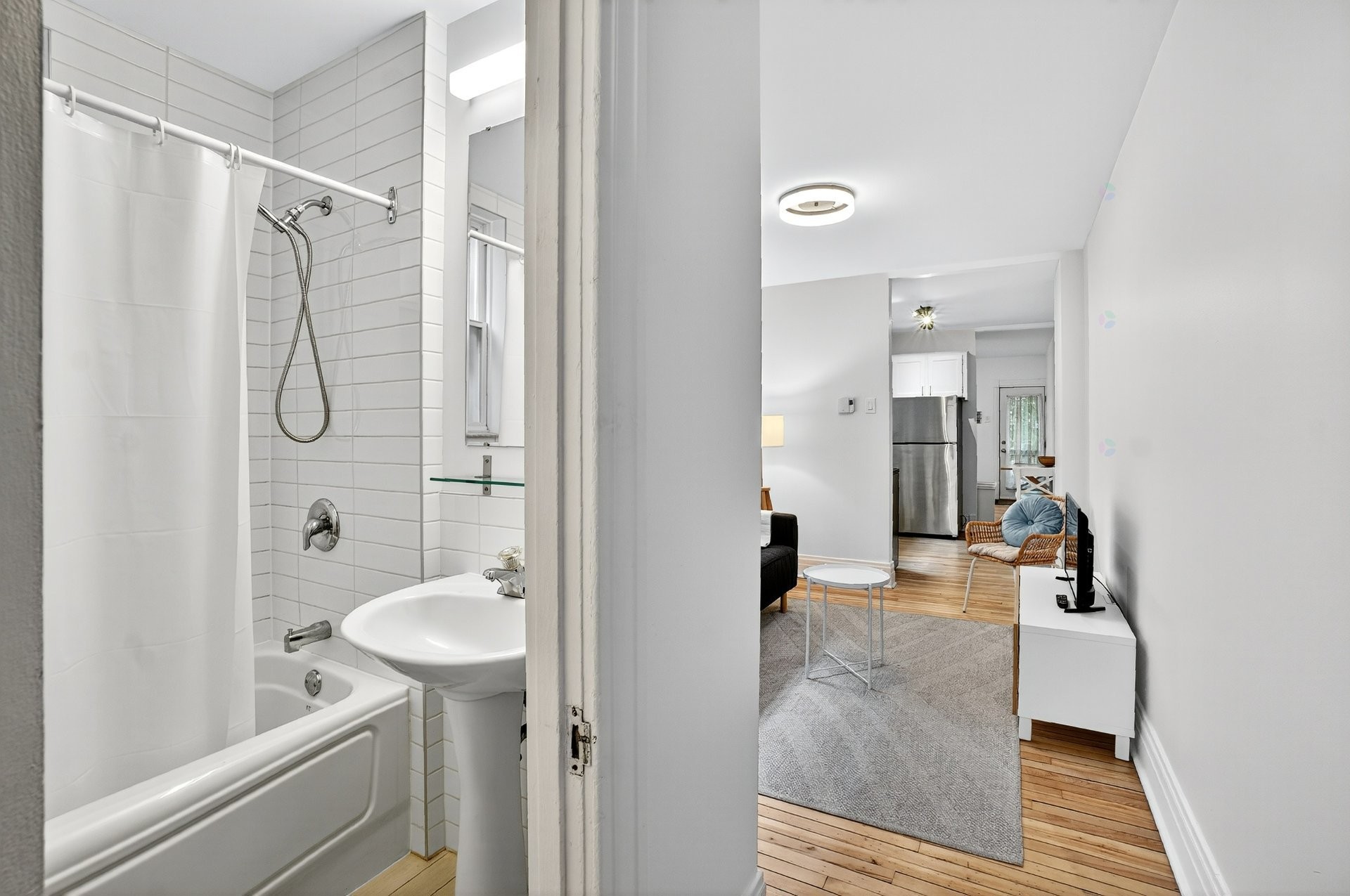 Salle de bains - 5338 Rue St-Denis, Montréal (Le Plateau-Mont-Royal), QC - Indoor