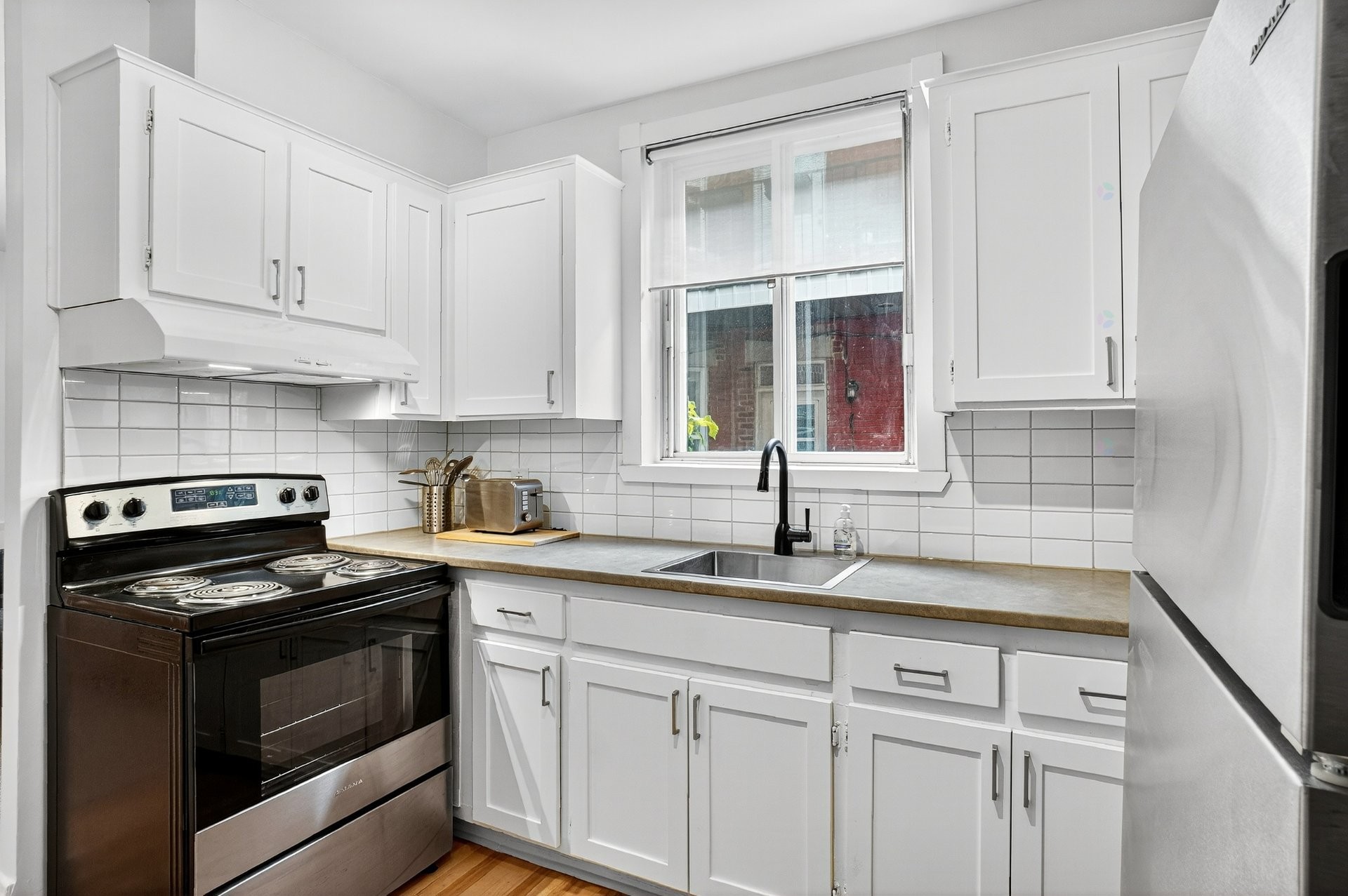 Cuisine - 5338 Rue St-Denis, Montréal (Le Plateau-Mont-Royal), QC - Indoor Photo Showing Kitchen