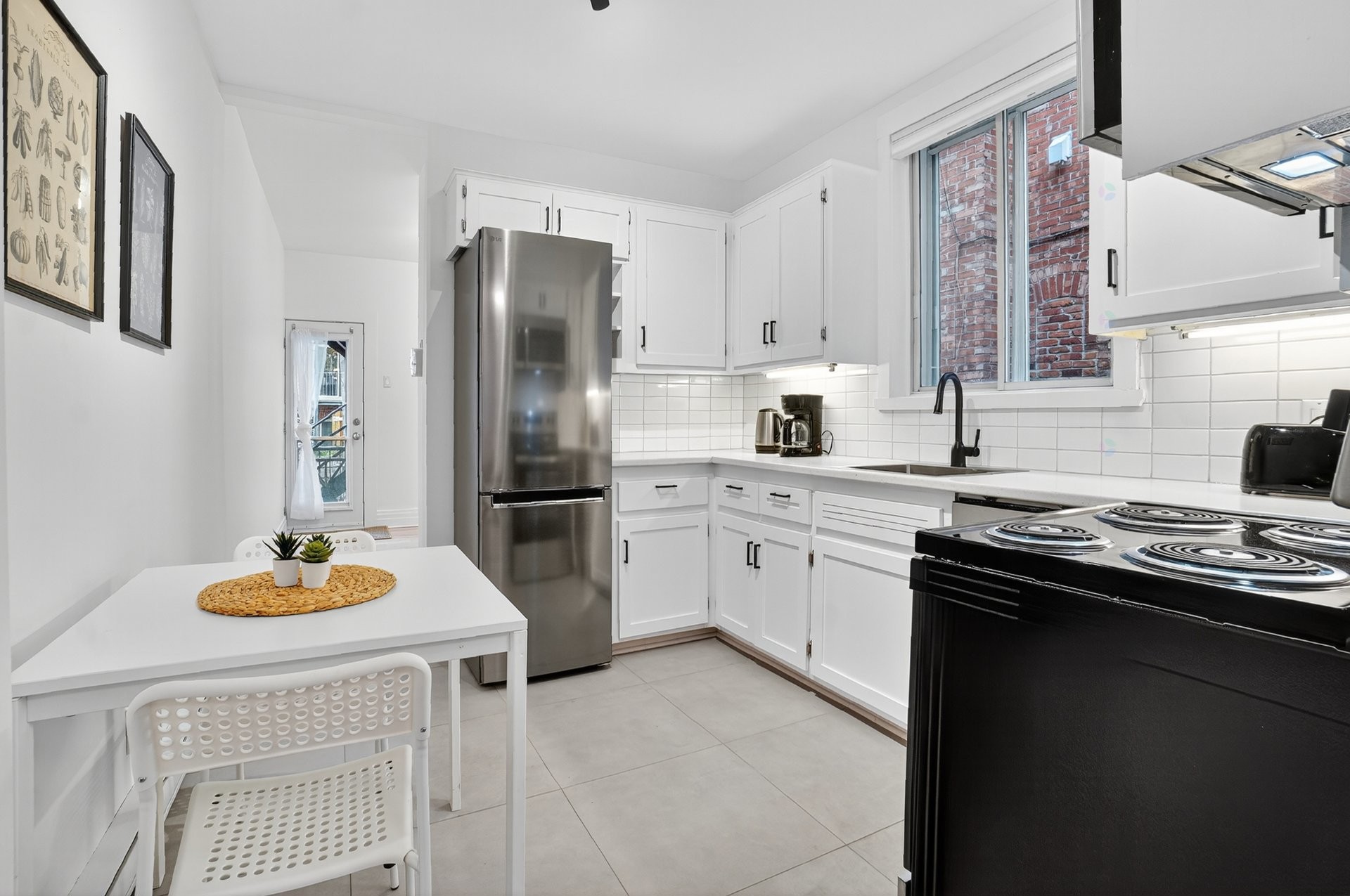 Cuisine - 5344 Rue St-Denis, Montréal (Le Plateau-Mont-Royal), QC - Indoor Photo Showing Kitchen