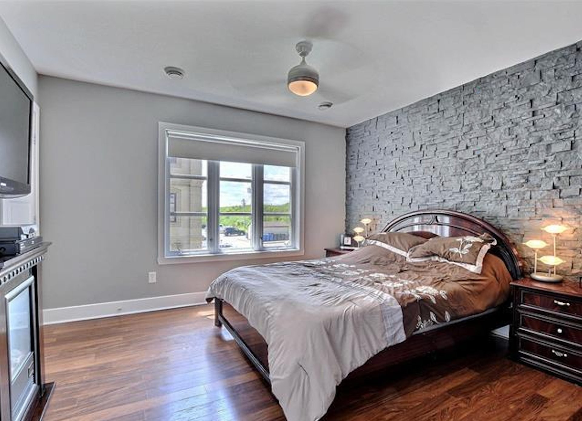 Master Bedroom - 205-65 Rue Des Manoirs, Charlemagne, QC - Indoor Photo Showing Bedroom