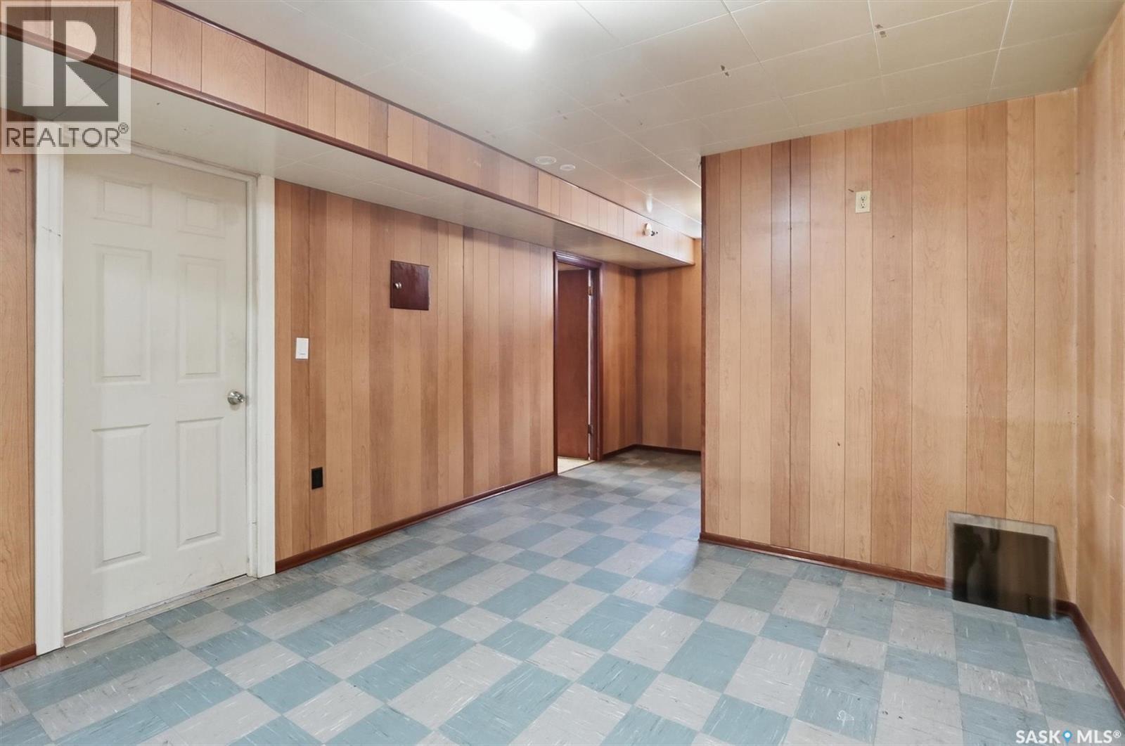 337 Y Avenue S, Saskatoon, SK - Indoor Photo Showing Other Room