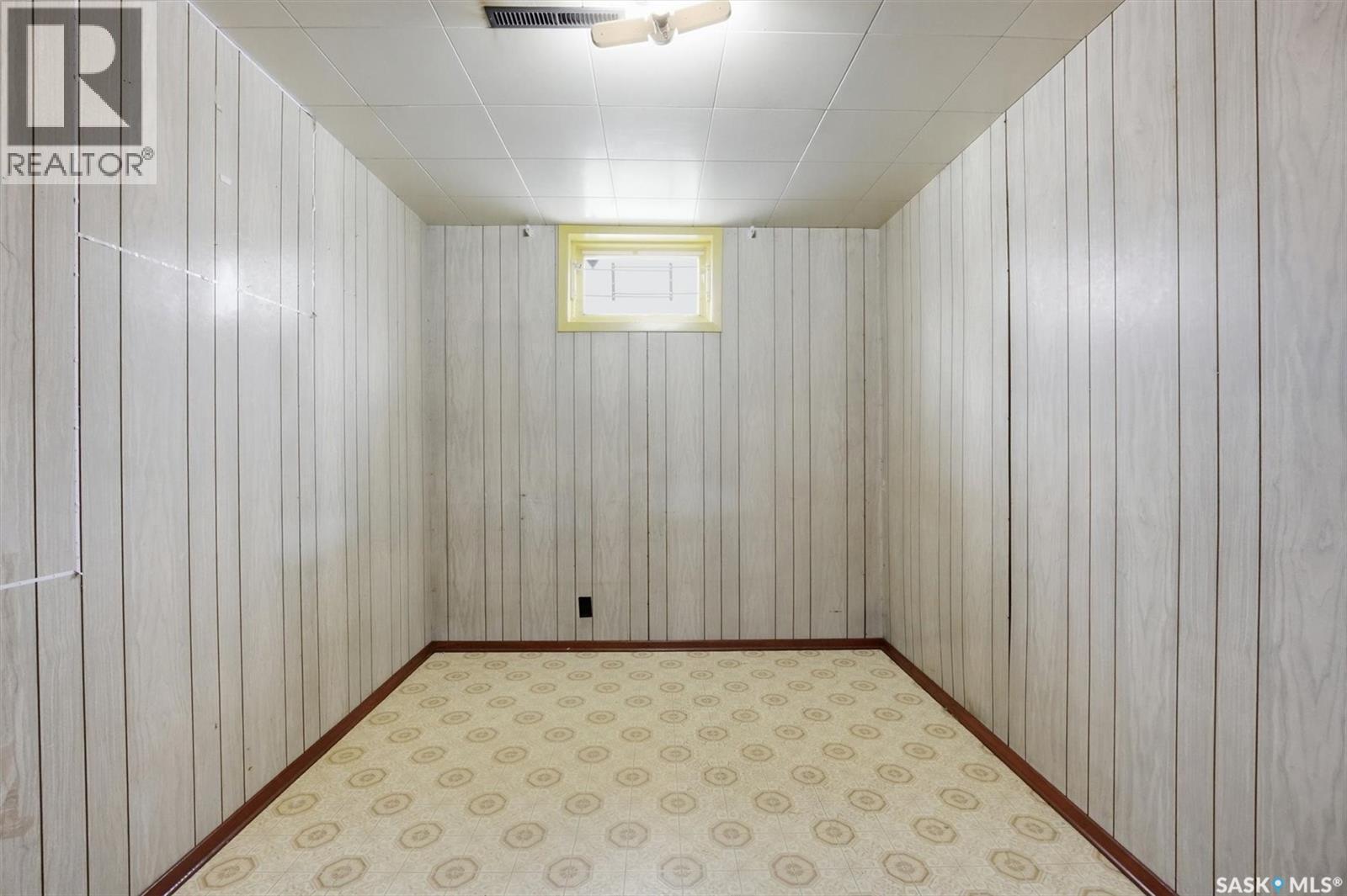 337 Y Avenue S, Saskatoon, SK - Indoor Photo Showing Other Room