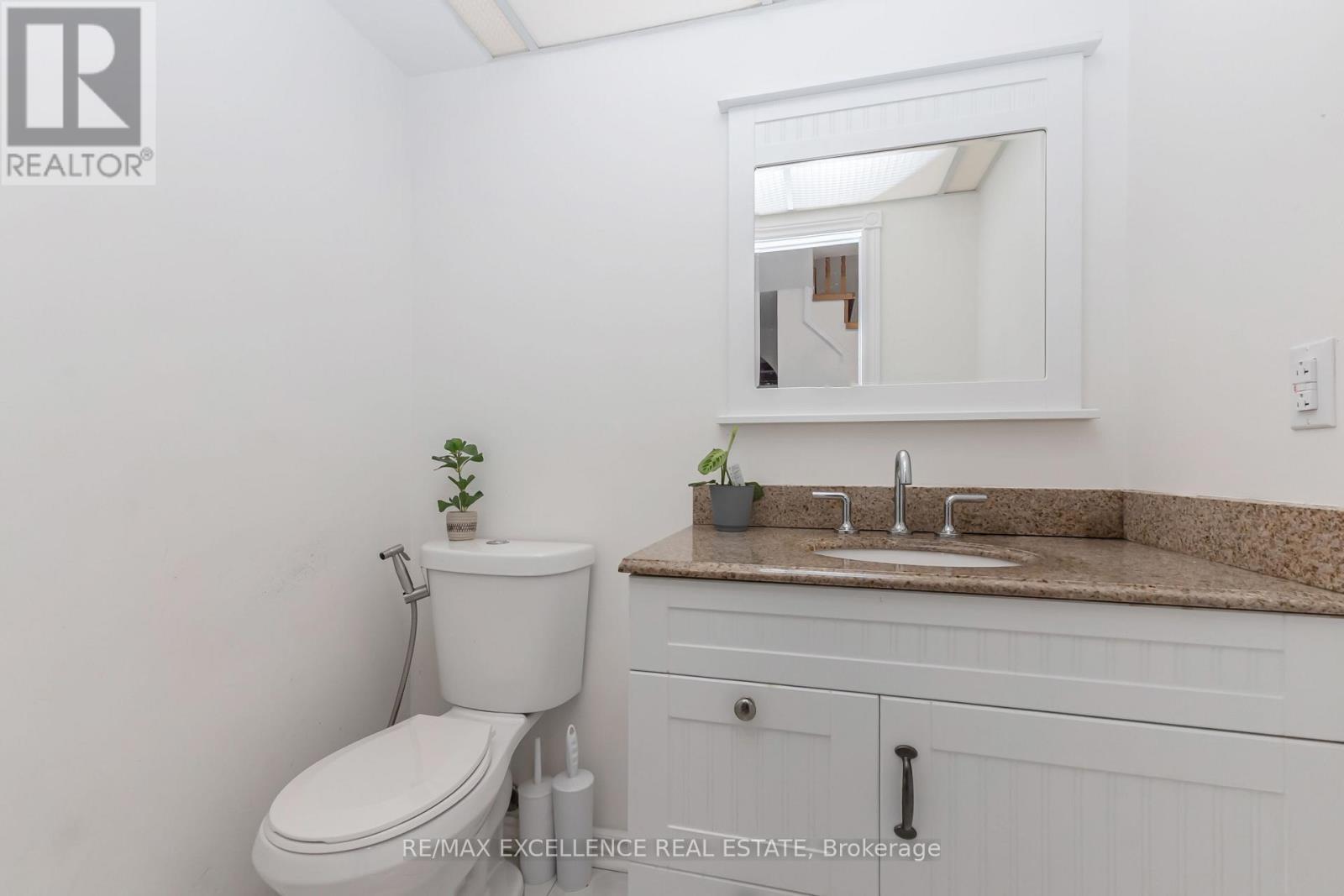 2962 Saint Malo Circle, Mississauga, ON - Indoor Photo Showing Bathroom