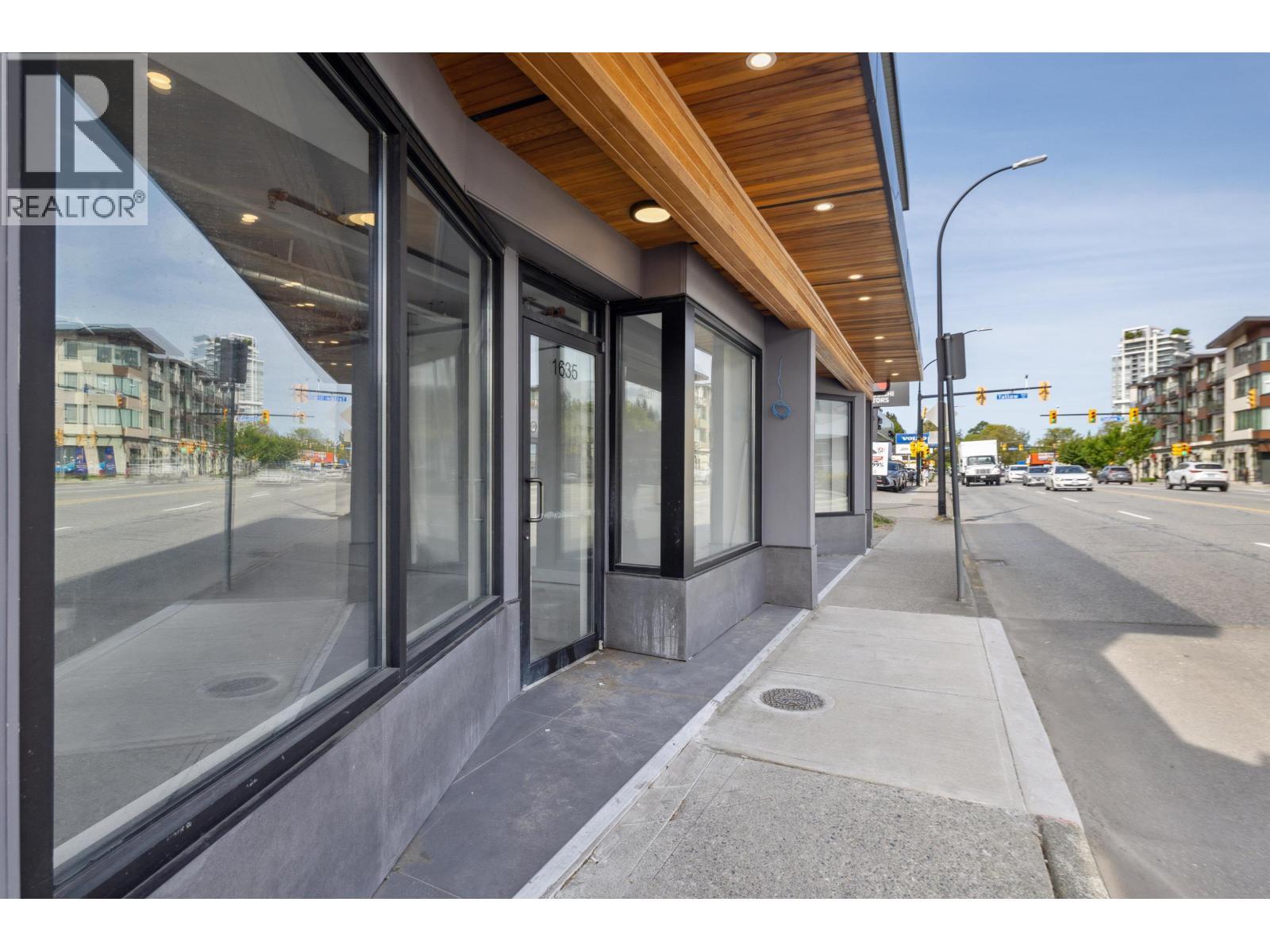 1635 Marine Drive, North Vancouver, BC
