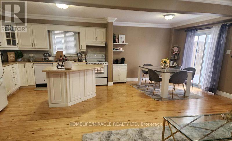 388 Thomas Slee Drive, Kitchener, ON - Indoor