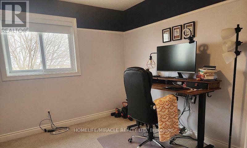 388 Thomas Slee Drive, Kitchener, ON - Indoor Photo Showing Office