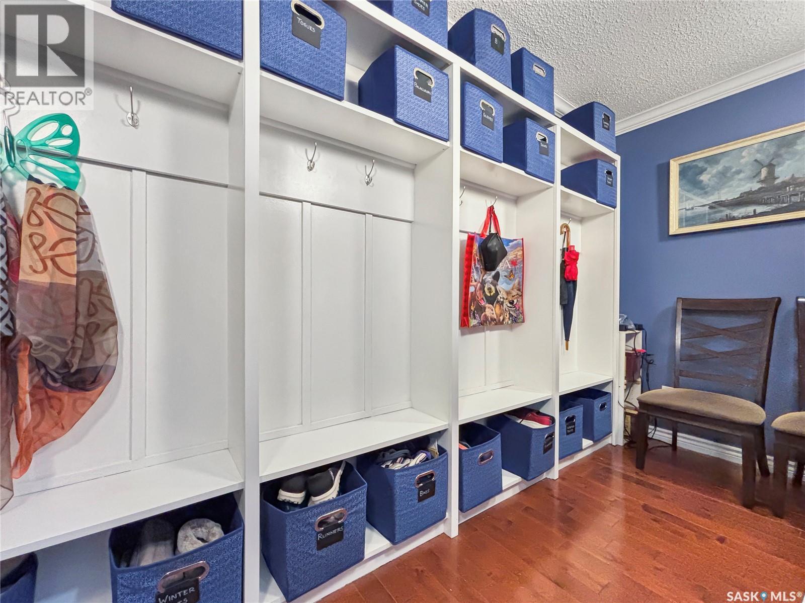 247 Stacey Crescent, Saskatoon, SK - Indoor