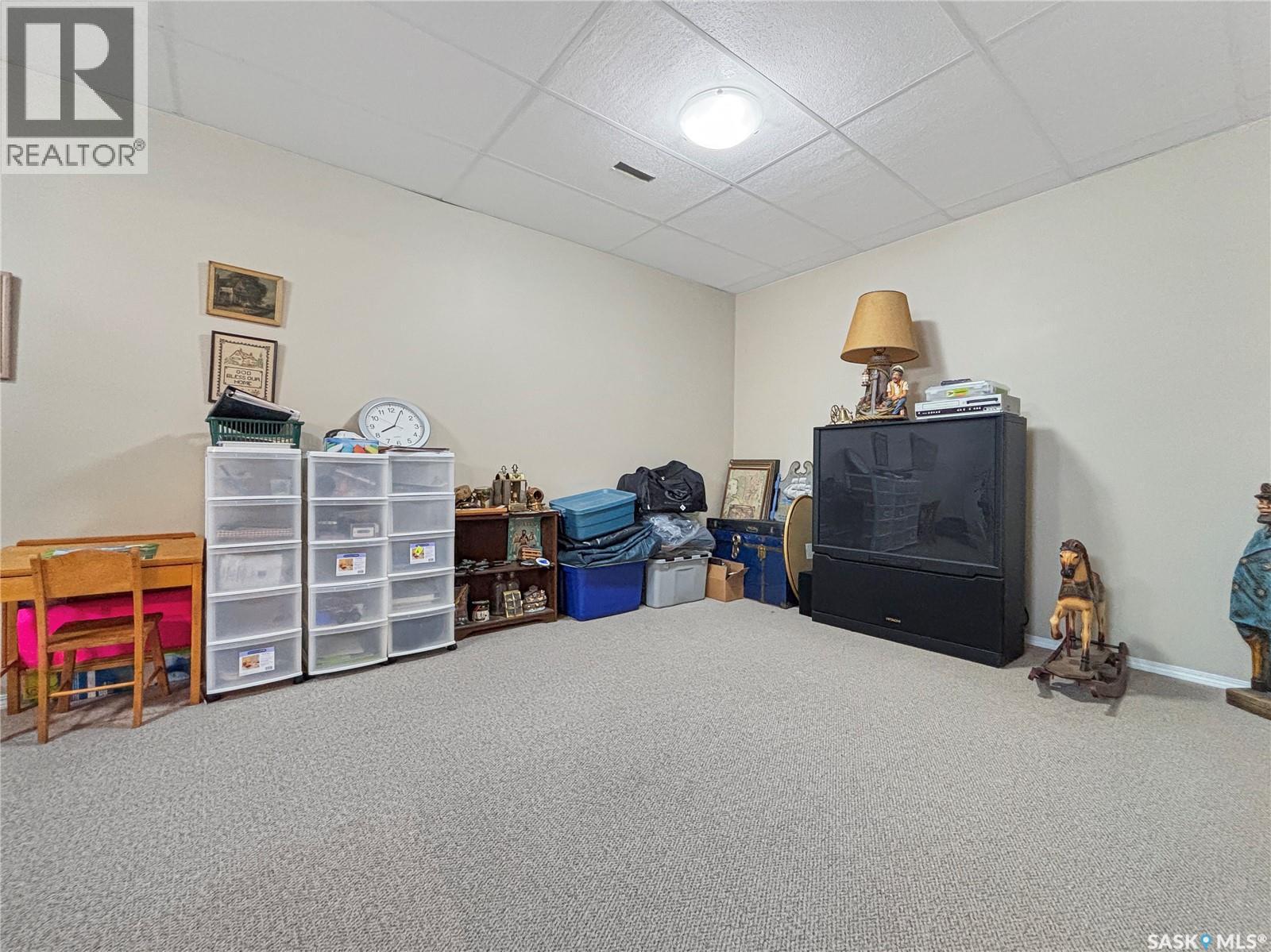 247 Stacey Crescent, Saskatoon, SK - Indoor