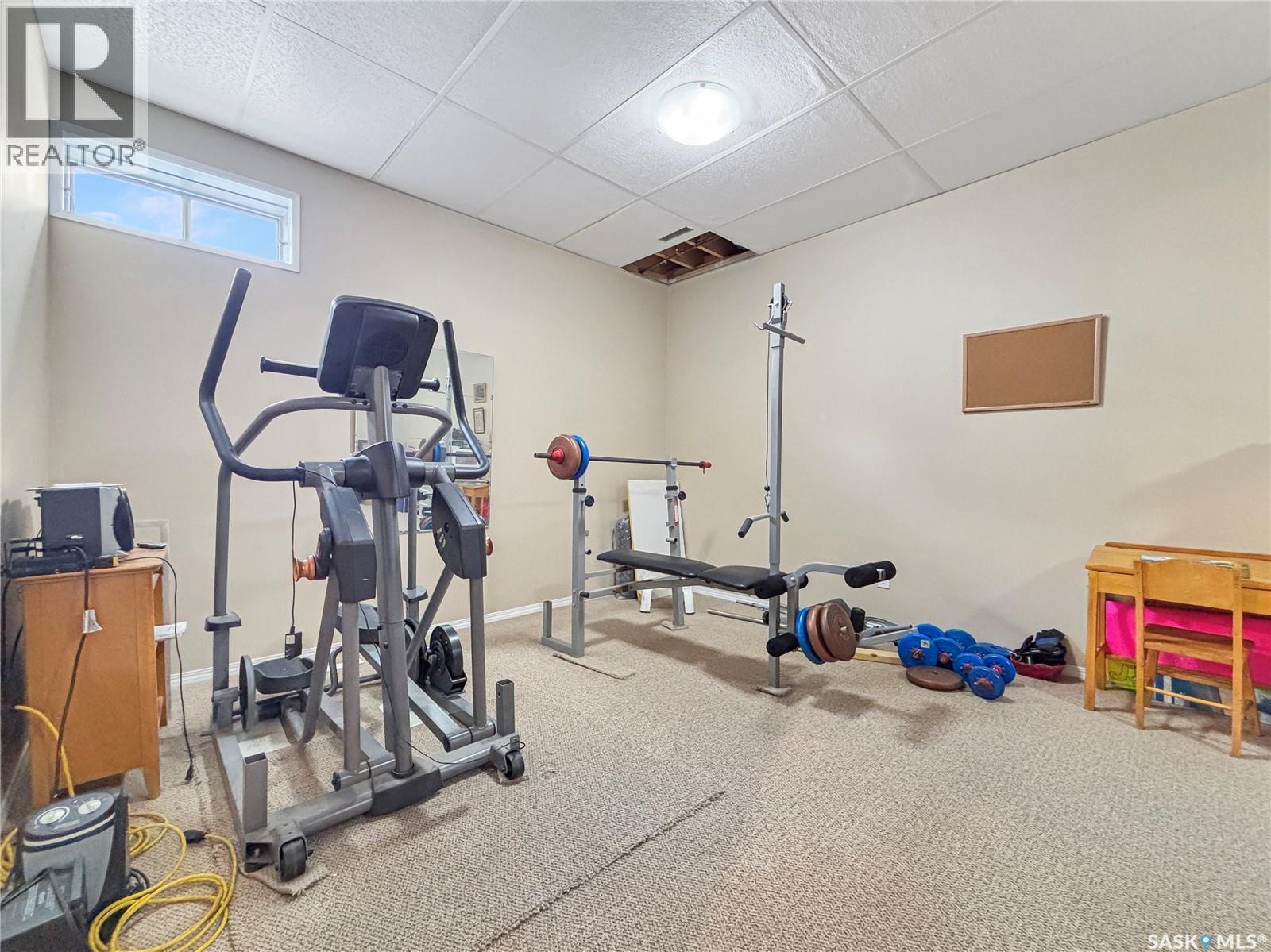 247 Stacey Crescent, Saskatoon, SK - Indoor Photo Showing Gym Room