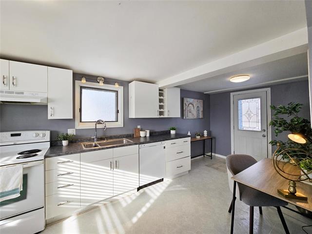 224 Main St, St Adolphe, MB