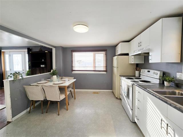 224 Main St, St Adolphe, MB