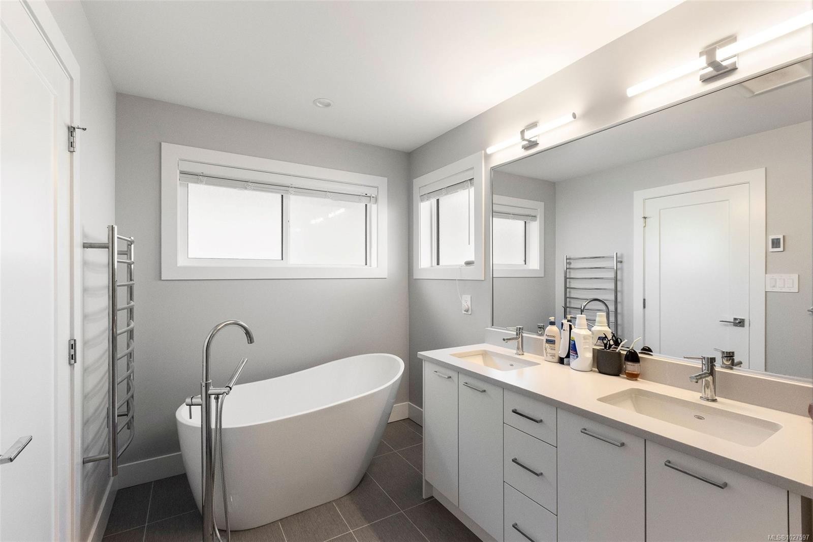 2911 Constellation Ave, Langford, BC