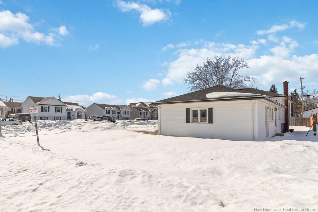 35 Nowlan St, Riverview, NB