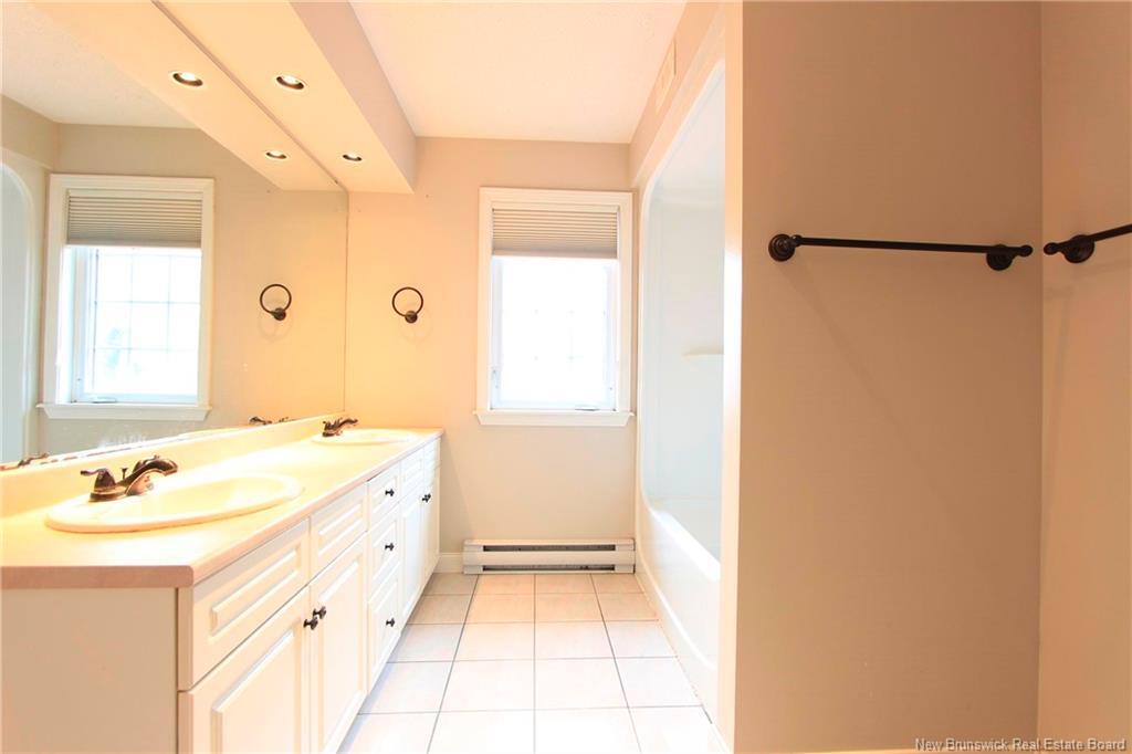 131 Wiggins Dr, Fredericton, NB