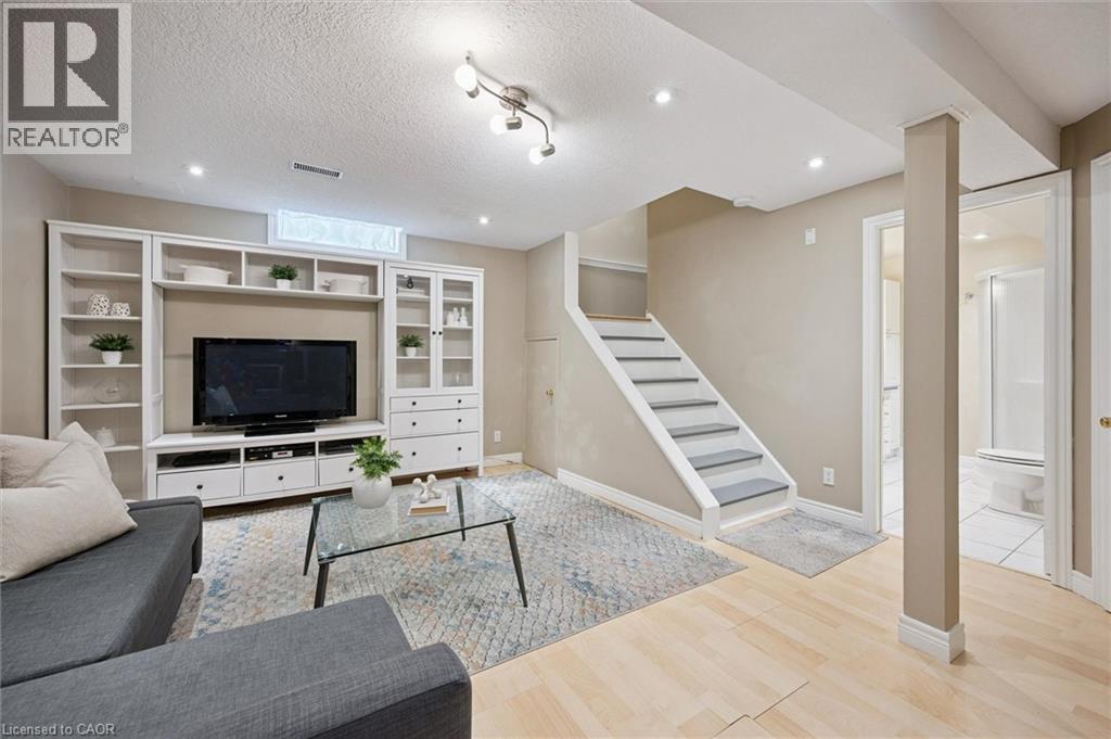 536 Westvale Drive, Waterloo, ON - Indoor