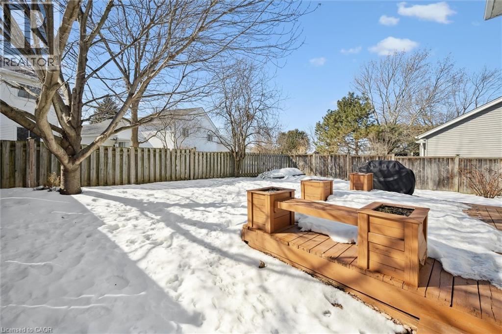 536 Westvale Drive, Waterloo, ON - Outdoor