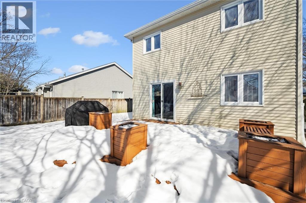 536 Westvale Drive, Waterloo, ON - Outdoor With Exterior