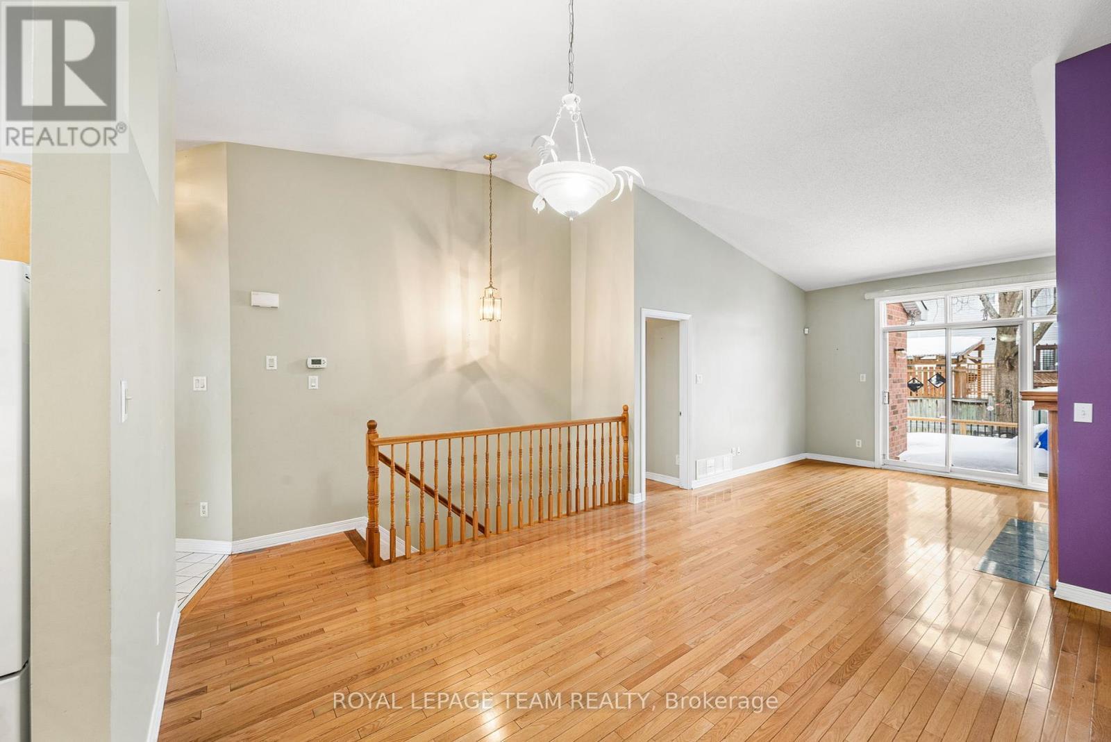 10 Quinterra Court, Ottawa, ON - Indoor Photo Showing Other Room