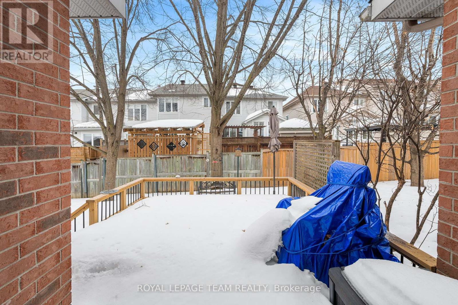 10 Quinterra Court, Ottawa, ON - Outdoor