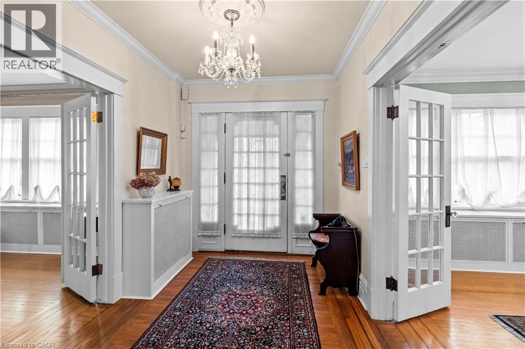 247 Macnab Street S, Hamilton, ON - Indoor Photo Showing Other Room