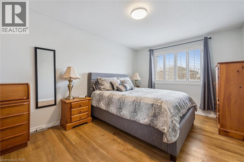11 Acorn Way, Cambridge, ON - Indoor Photo Showing Bedroom
