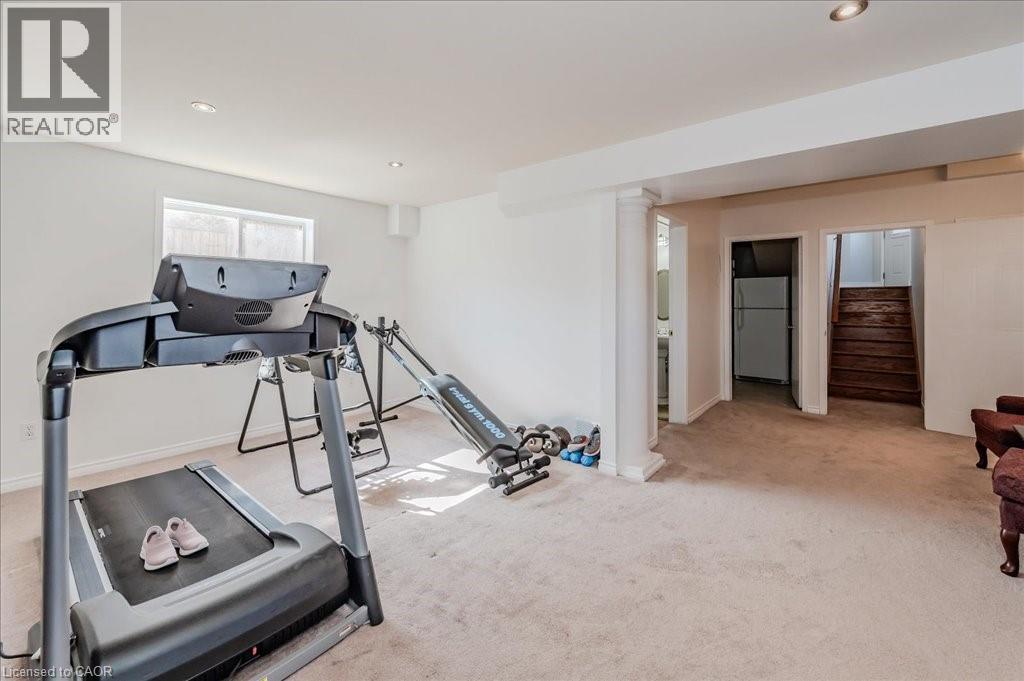 11 Acorn Way, Cambridge, ON - Indoor Photo Showing Gym Room
