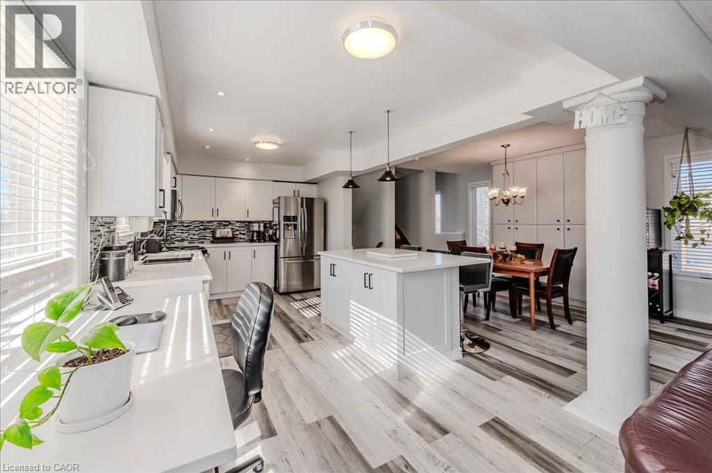 11 Acorn Way, Cambridge, ON - Indoor