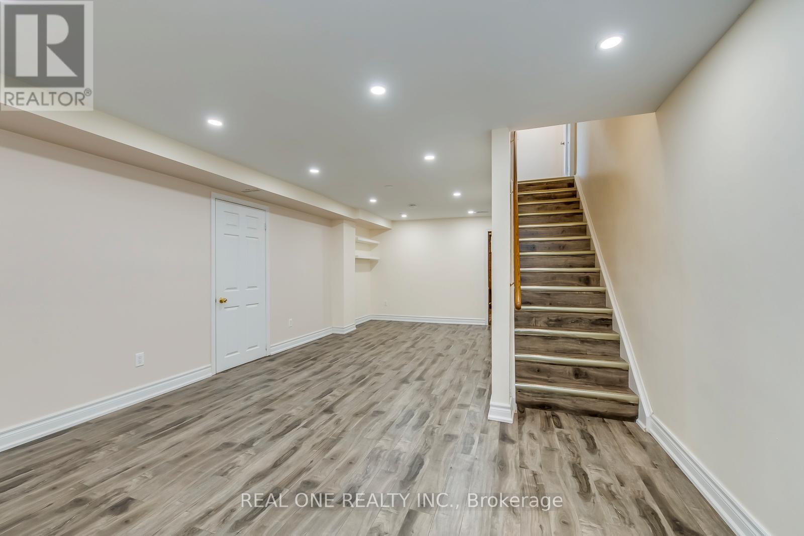 1585 Crombie Road, Mississauga, ON - Indoor Photo Showing Other Room