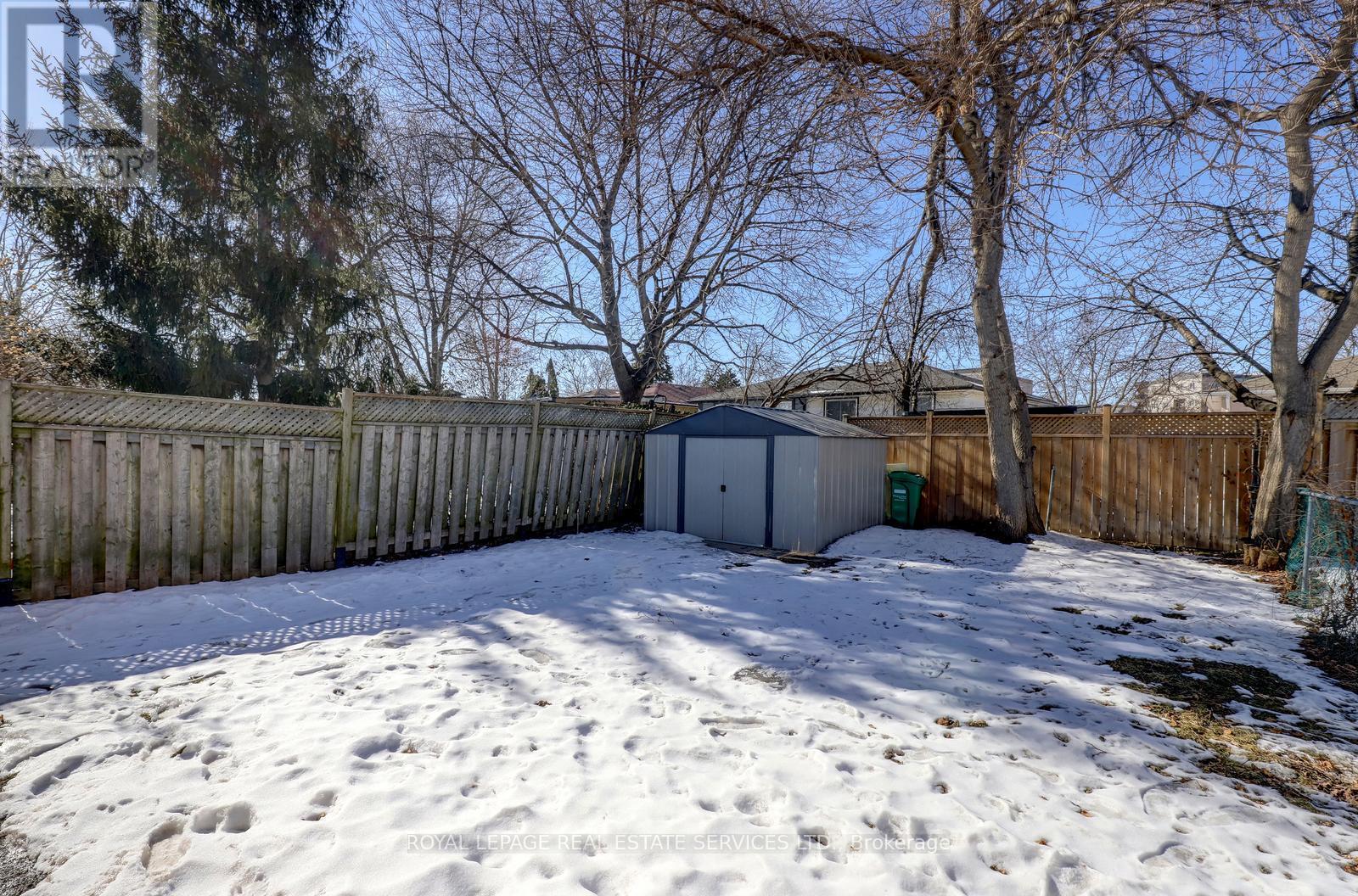 2001 Silverberry Crescent, Mississauga, ON - Outdoor