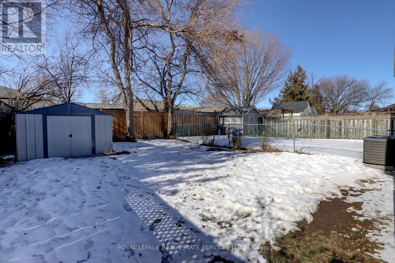 2001 Silverberry Crescent, Mississauga, ON - Outdoor