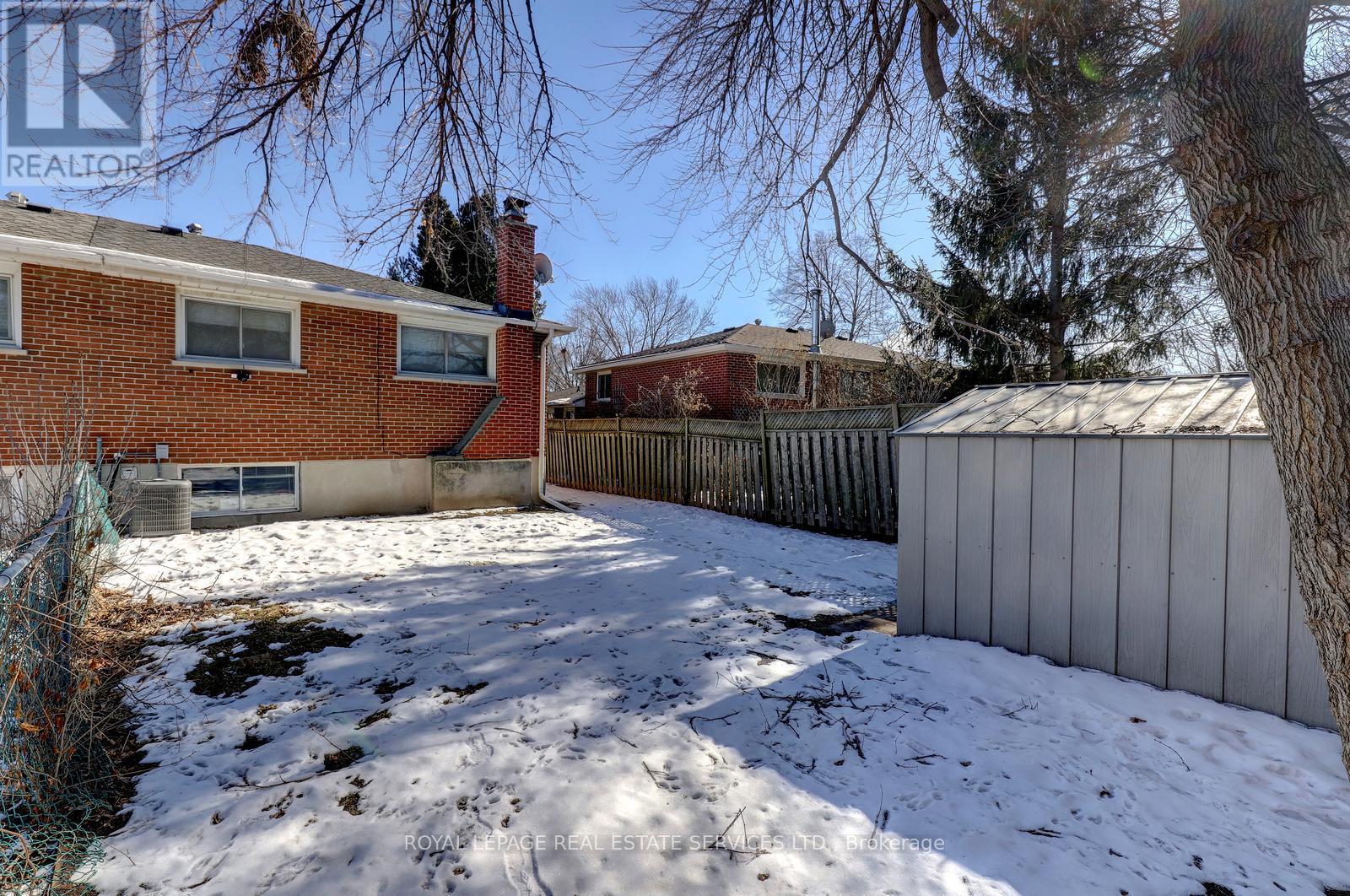 2001 Silverberry Crescent, Mississauga, ON - Outdoor