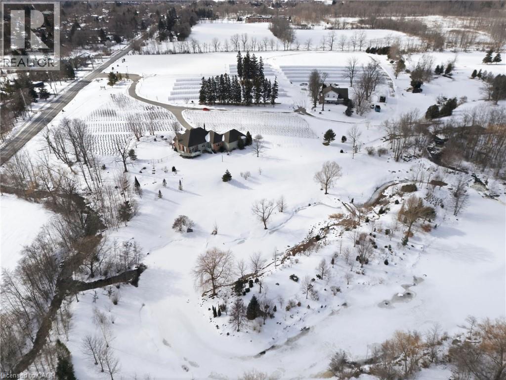 383 Parkside Drive, Hamilton, ON