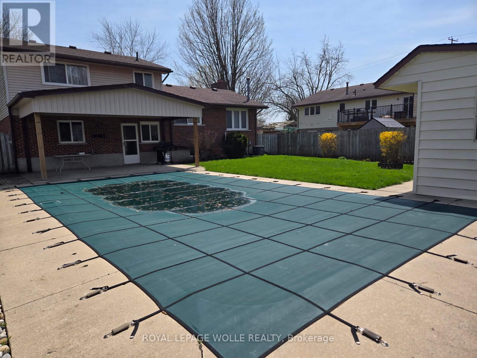 218 Arris Crescent, West Perth, ON - Outdoor With In Ground Pool