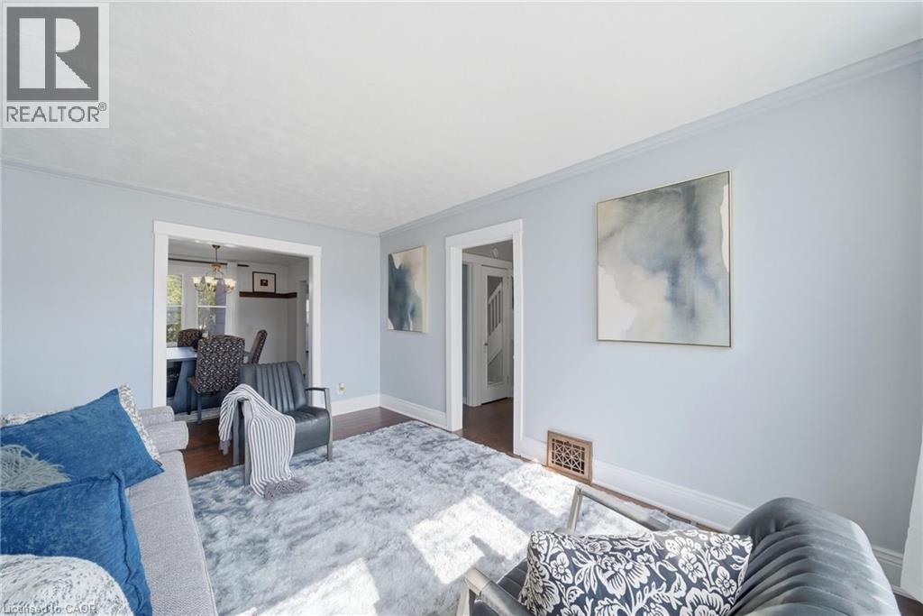 58 Arnold Street, Hamilton, ON - Indoor Photo Showing Other Room